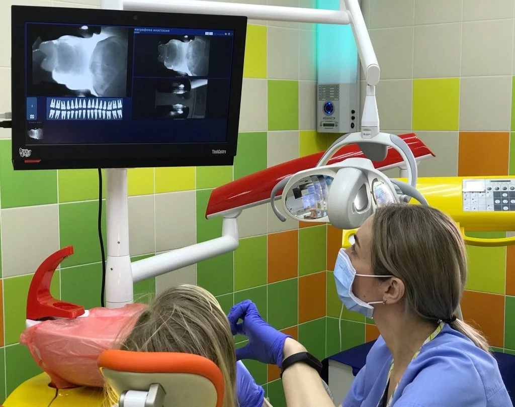 Как правильно настроить ребенка перед посещением стоматолога? - Стоматология "Мандарин" - 1
